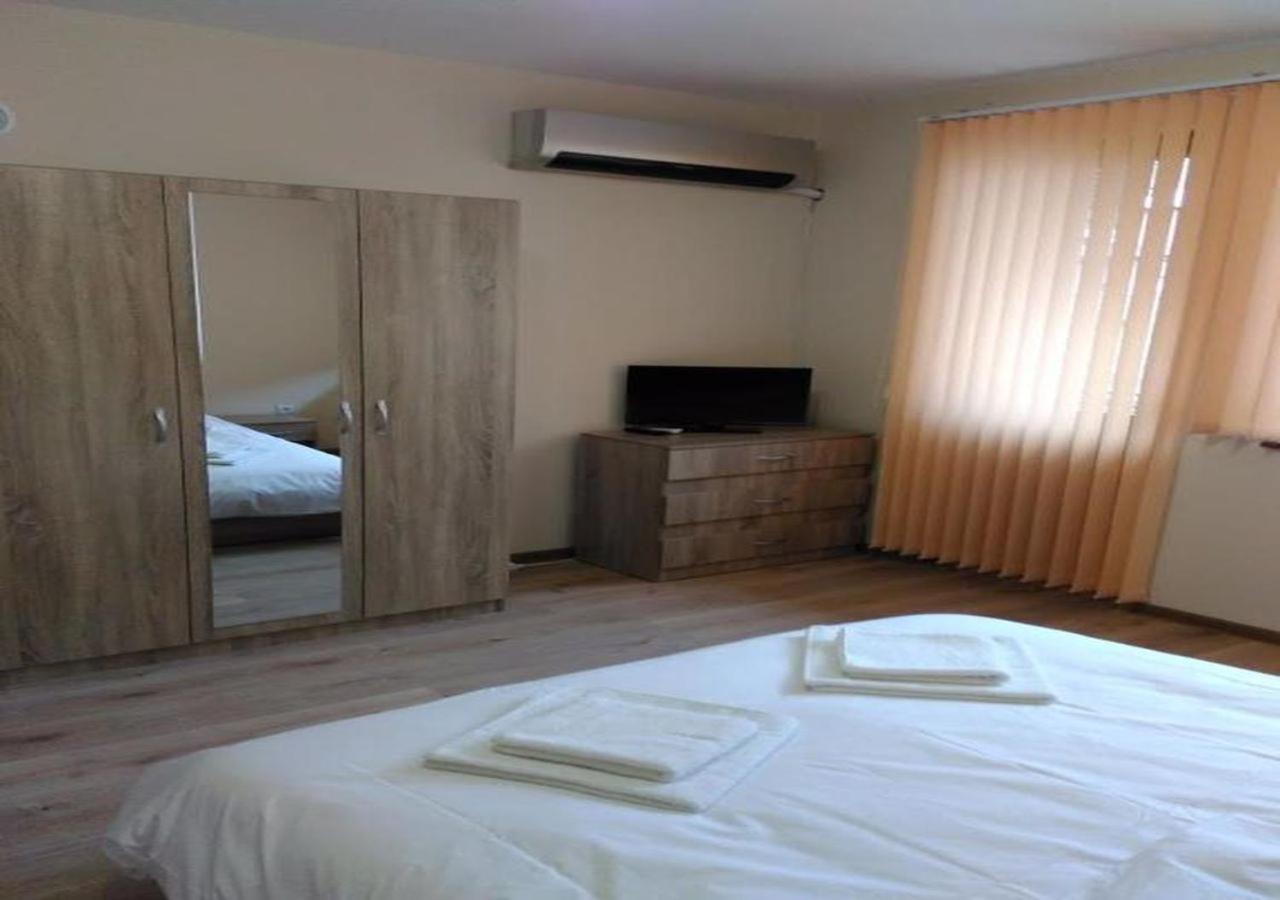 Къща За Гости Демика Sapareva Banya Esterno foto