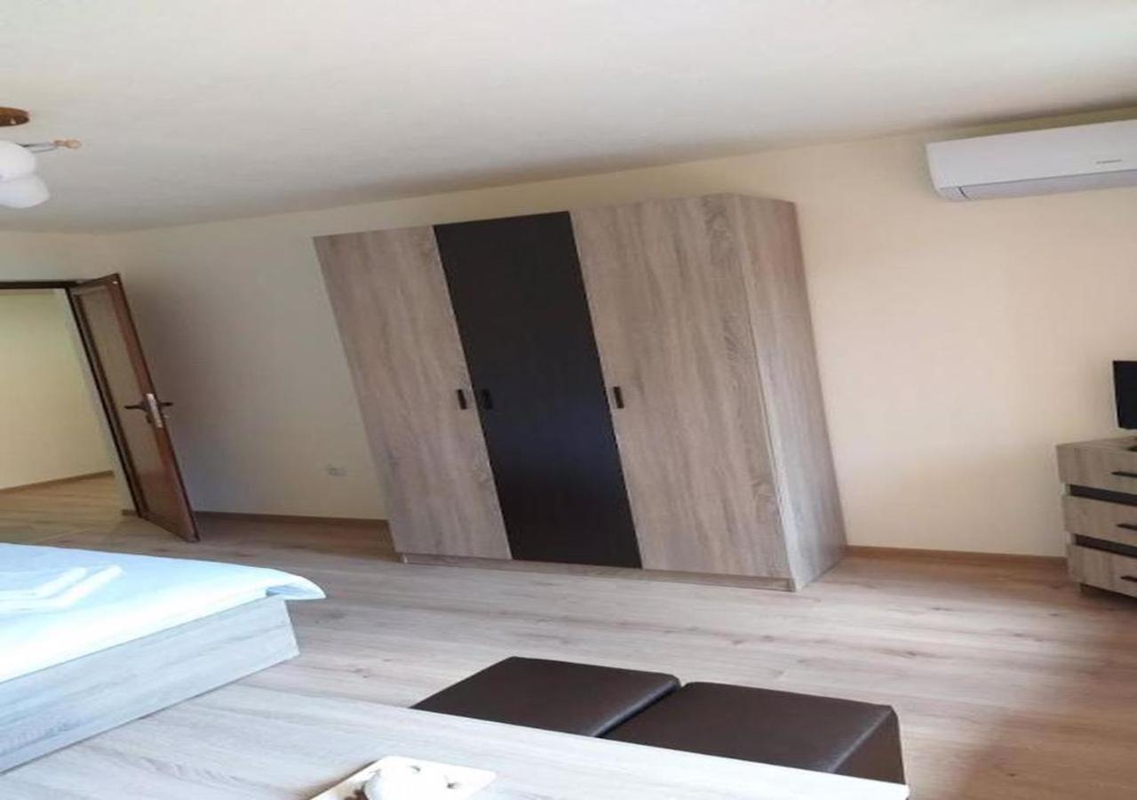 Къща За Гости Демика Sapareva Banya Esterno foto